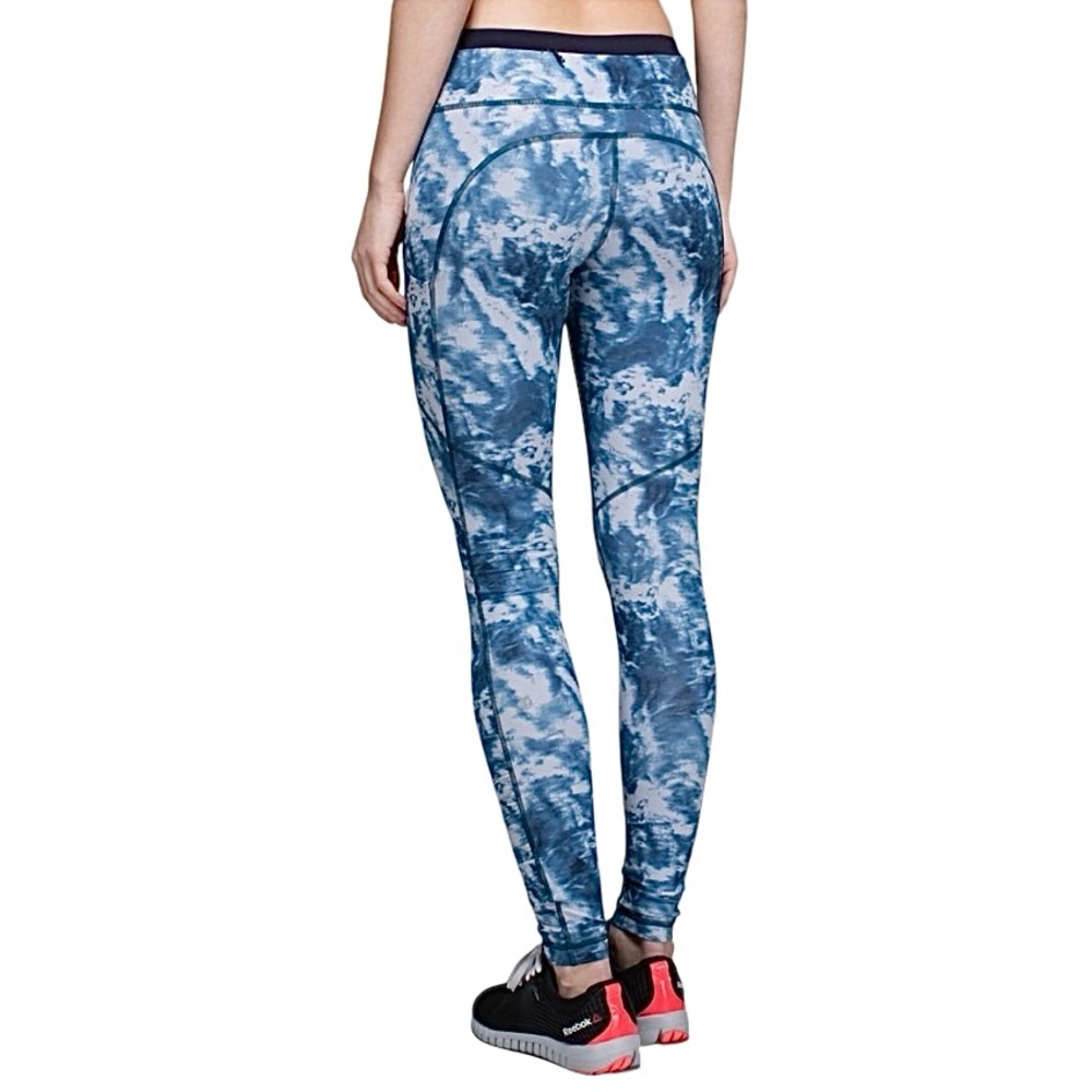 Lululemon Speed Tight II Mid Rise *Full-On Luxtreme Ice Blue Ankle Tights Size 2